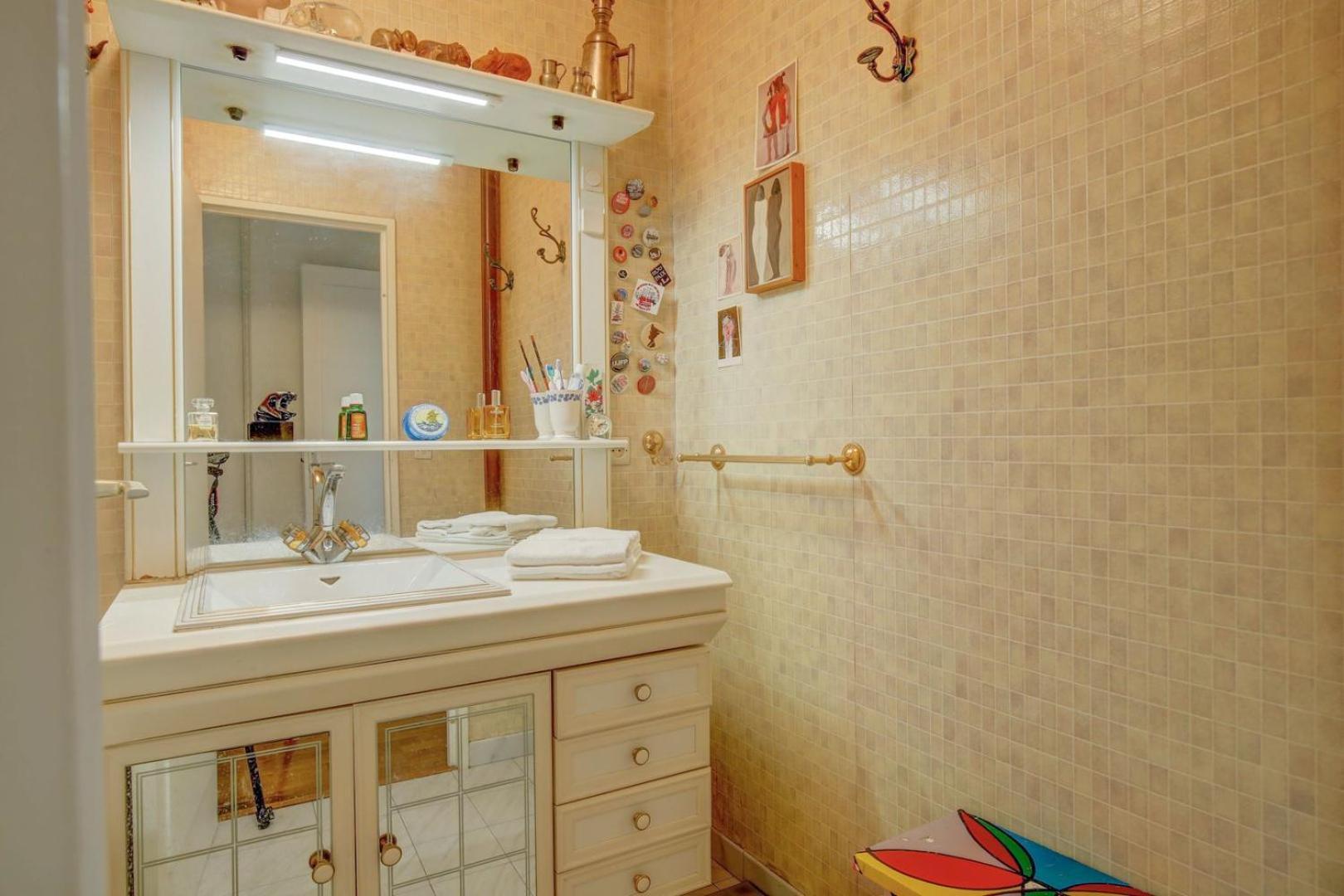 Aux Portes Des Lilas Bagnolet Exteriér fotografie